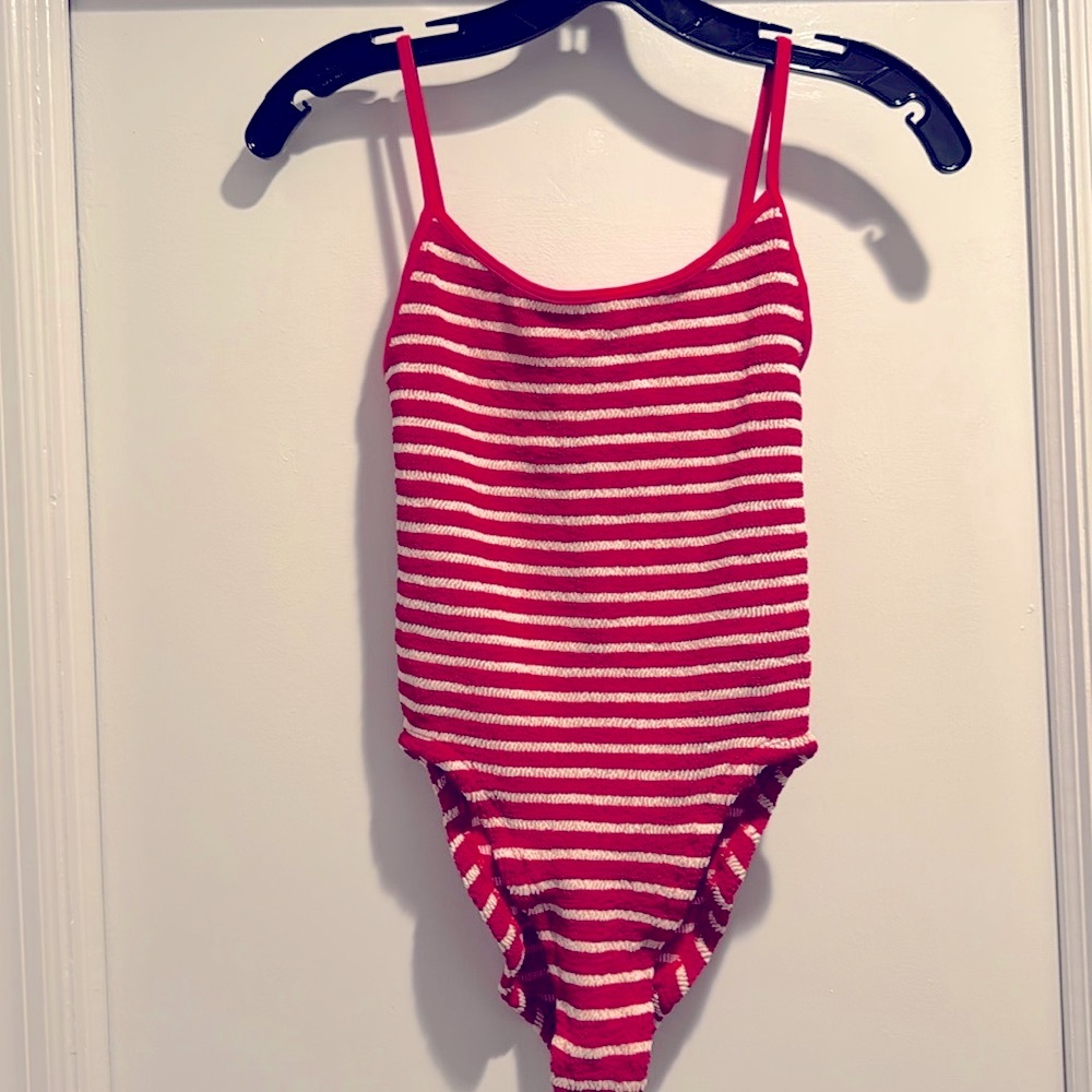 Hunza G one piece bathing suit 🩱